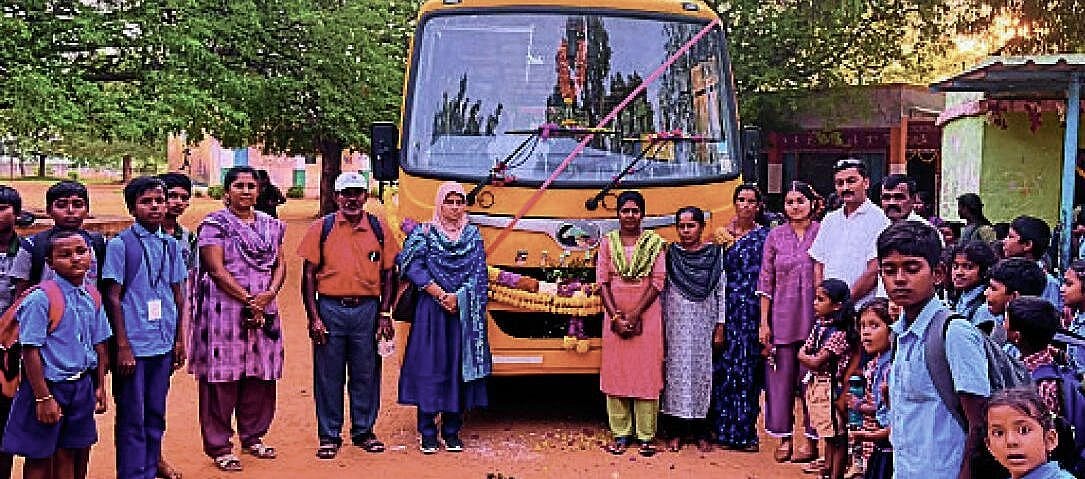 ಗೌಡನಹಳ್ಳಿ ಸರ್ಕಾರಿ ಶಾಲೆಗೆ ₹26 ಲಕ್ಷ ಮೌಲ್ಯದ ಹೊಸ ಬಸ್