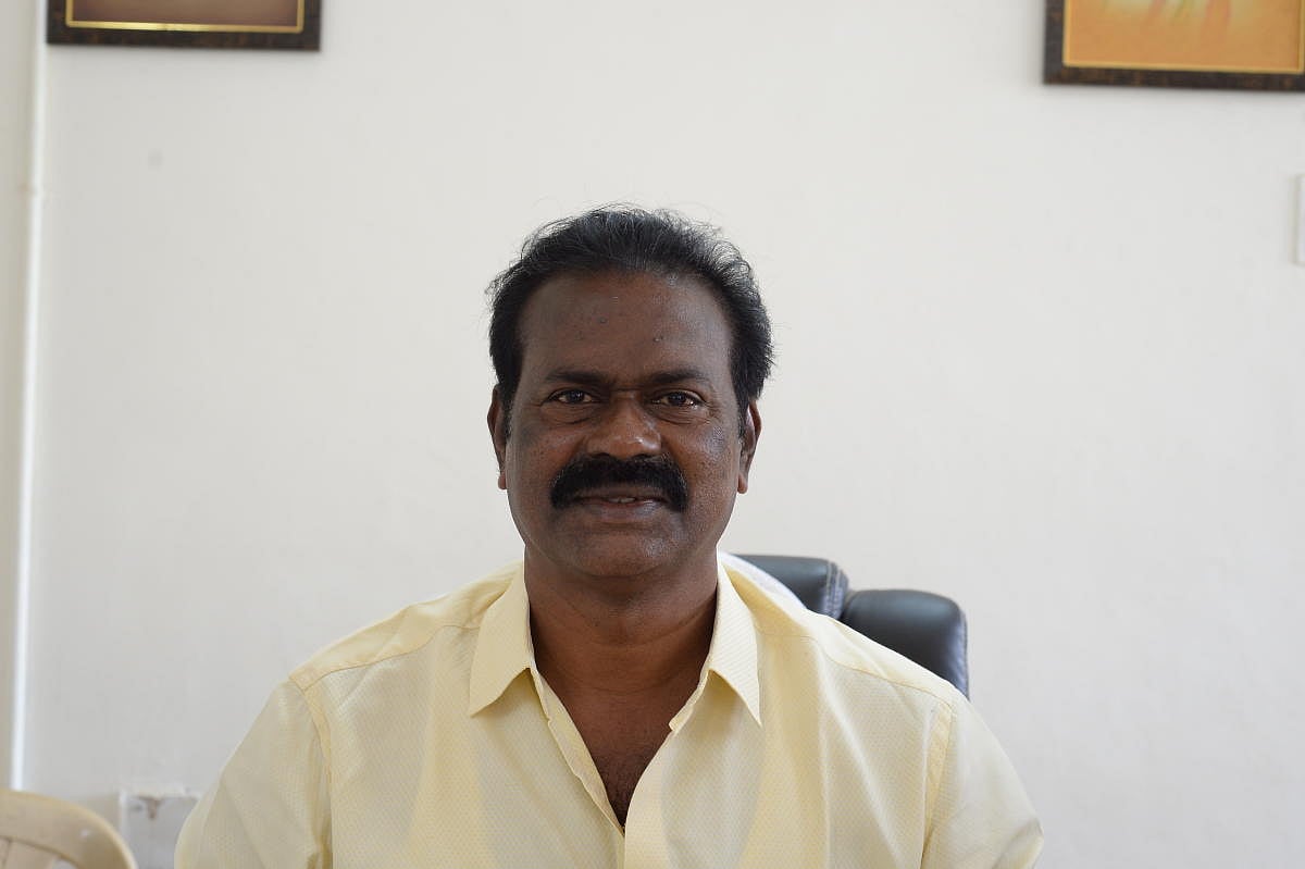 ಪುತ್ಥಳಿ, ಸೋಲಾರ್‌ ಹೆಸರಲ್ಲಿ ಬಿಜೆಪಿ ಲೂಟಿ: ಕಾಂಗ್ರೆಸ್‌ ನಾಯಕರ ಆರೋಪ