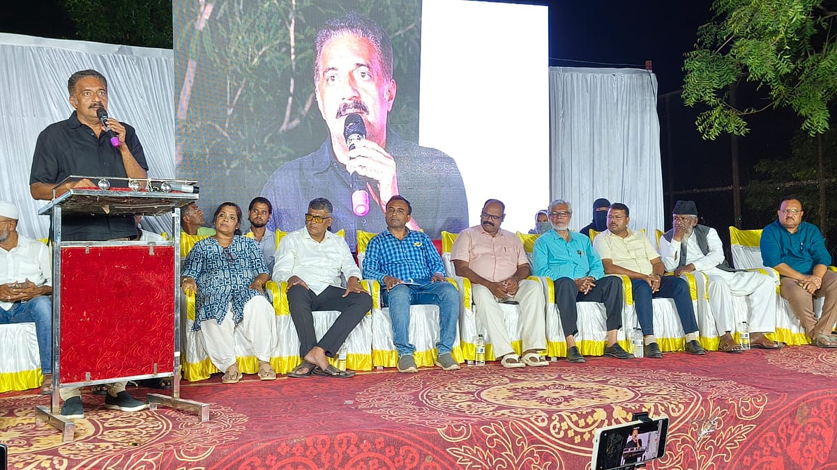 ಕರ್ನಾಟಕ, ಪಶ್ಚಿಮ ಬಂಗಾಳ ಆಗಲು ಬಿಡುವುದಿಲ್ಲ: ಪ್ರಕಾಶ್‌ ರಾಜ್‌ ಎಚ್ಚರಿಕೆ