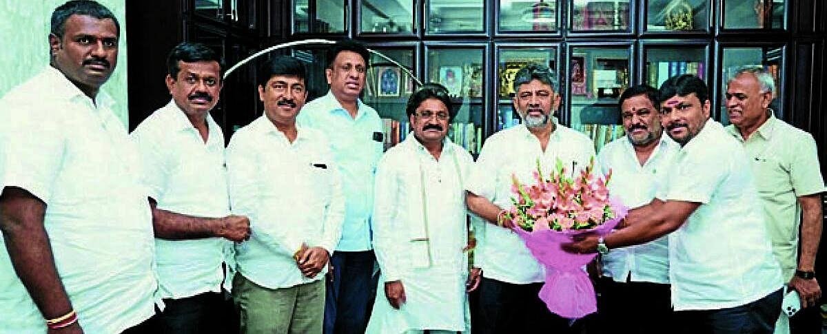 ಡಿಸಿಸಿ ಬ್ಯಾಂಕ್‌ ಅಧ್ಯಕ್ಷರ ಚುನಾವಣೆ: ಸಿಎಂ ಅಂಗಳಕ್ಕೆ ‘ಕೈ’ ಶಾಸಕರ ಜಗಳ!