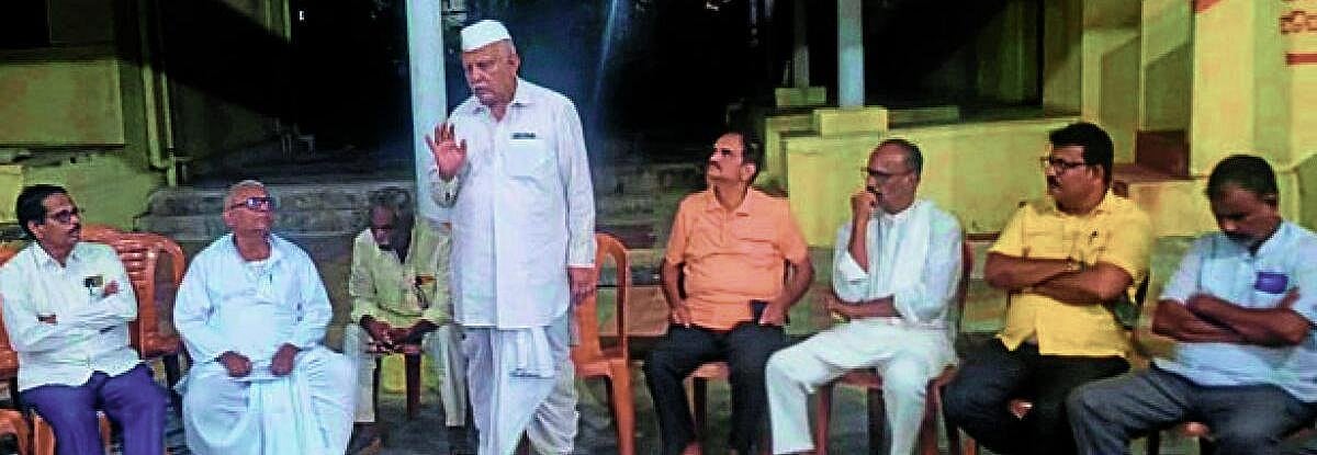 ಪಶ್ಚಿಮ ಪದವೀಧರ ಕ್ಷೇತ್ರ: ಅಭ್ಯರ್ಥಿಗಳ ಬಿರುಸಿನ ಪ್ರಚಾರ