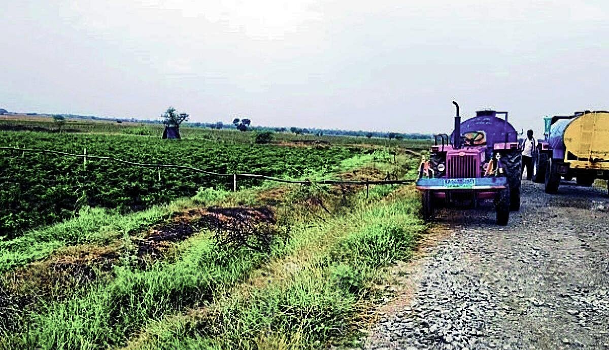 ಲಕ್ಷ್ಮೇಶ್ವರ: ಬೆಳೆ ಉಳಿವಿಗೆ ₹2 ಲಕ್ಷ ವೆಚ್ಚ