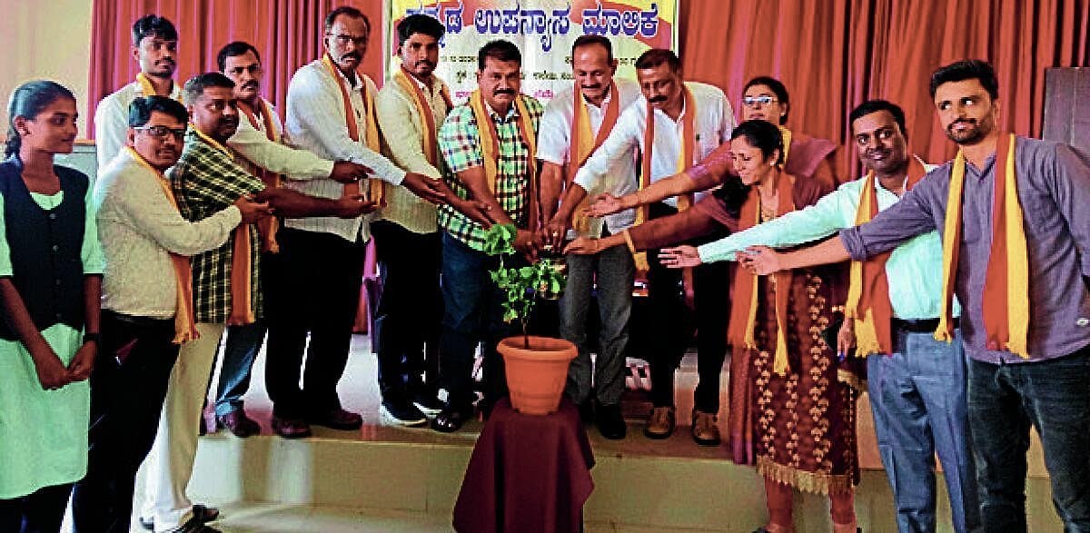 ಕನ್ನಡ ಮಾಧ್ಯಮ ಶಾಲೆಗಳ ಅಸ್ತಿತ್ವಕ್ಕೆ ಆತಂಕ: ಎ.ಬಿ. ರಾಮಚಂದ್ರಪ್ಪ