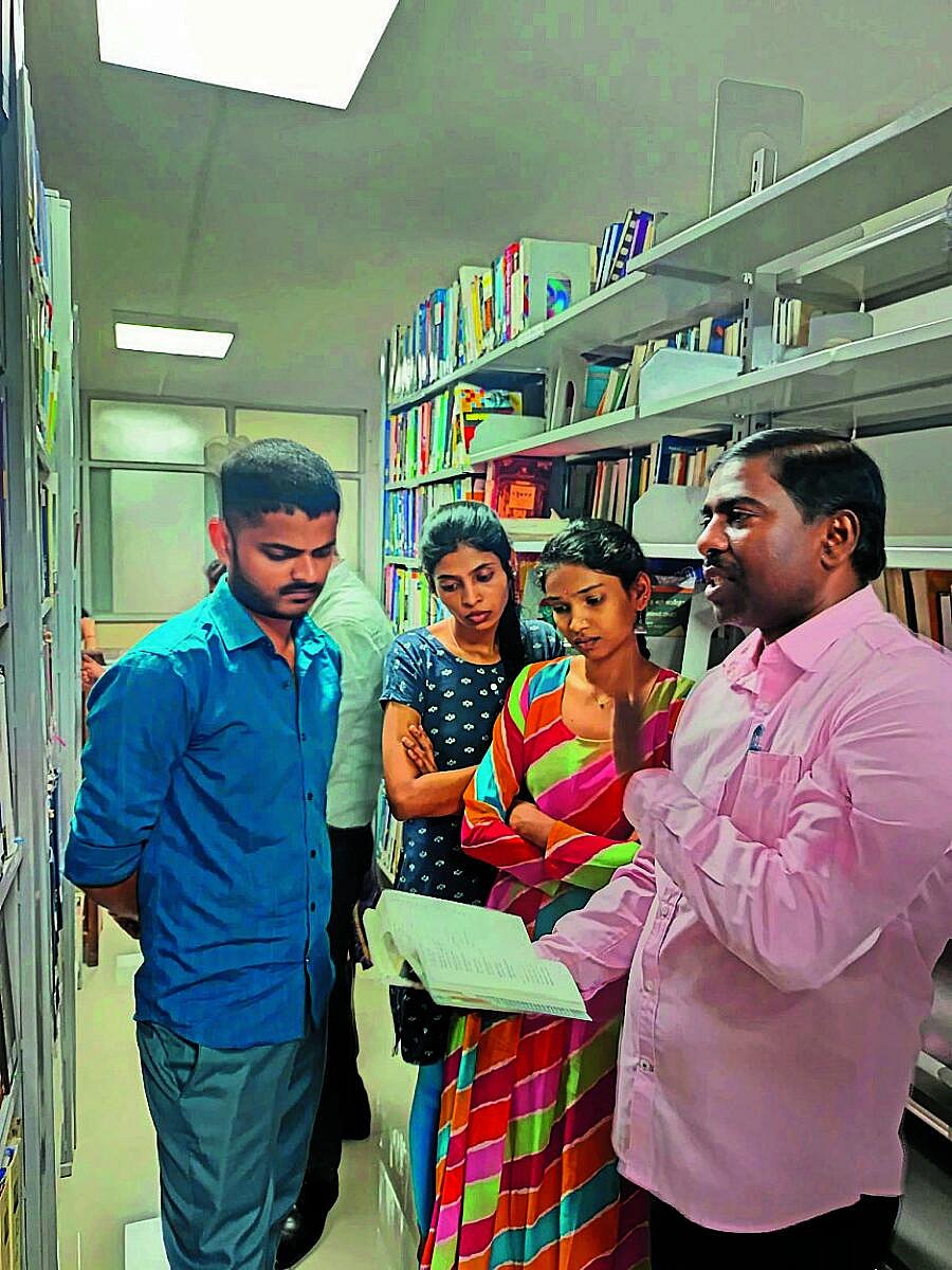 Bengaluru City University launches 'Namma Nade Granthalayada Kade' initiative to promote library culture among students