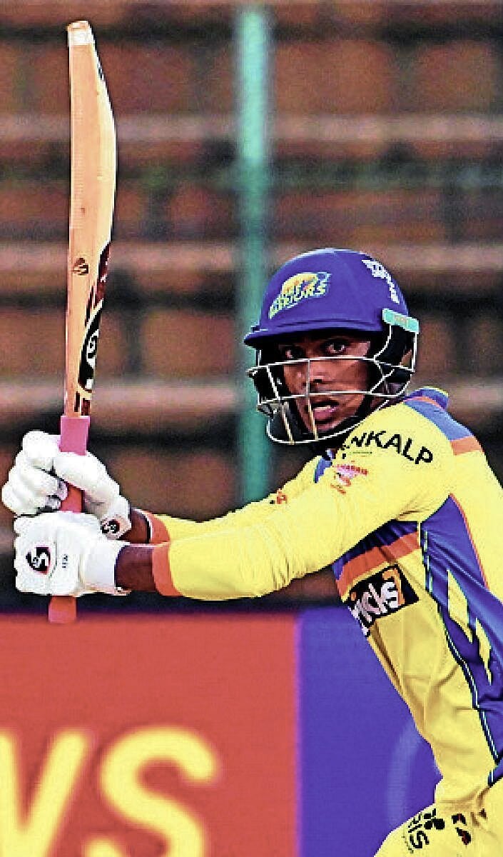 Yashovardhan's Century: Match Drawn in Elite Cricket Tournament