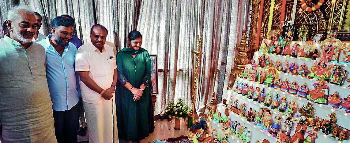 ಸರ್ಕಾರ ಕಬ್ಬು ಬೆಳೆಗಾರರ ನೆರವಿಗೆ ಧಾವಿಸಲಿ|ತಜ್ಞರ ವರದಿ ನಂತರ ಕೇಂದ್ರದ ಕ್ರಮ–HDK