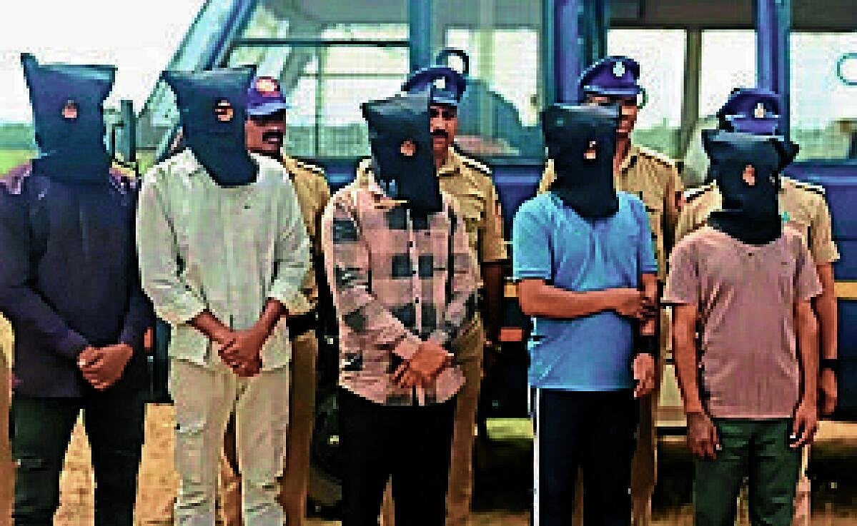ಹೊನ್ನಾಳಿ ಕೊಲೆ ಆರೋಪಿಗಳ ಬಂಧನ: ವಿವಾಹೇತರ ಸಂಬಂಧ ಕಾರಣ