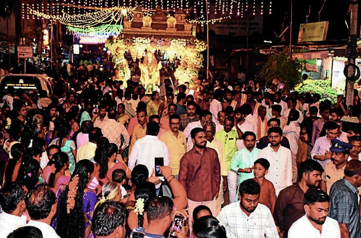 ಯಾದಗಿರಿ: ಜಗನ್ಮಾತೆಯ ಆರಾಧನೆ, ವಿಜಯದಶಮಿಯೊಂದಿಗೆ ತೆರೆ