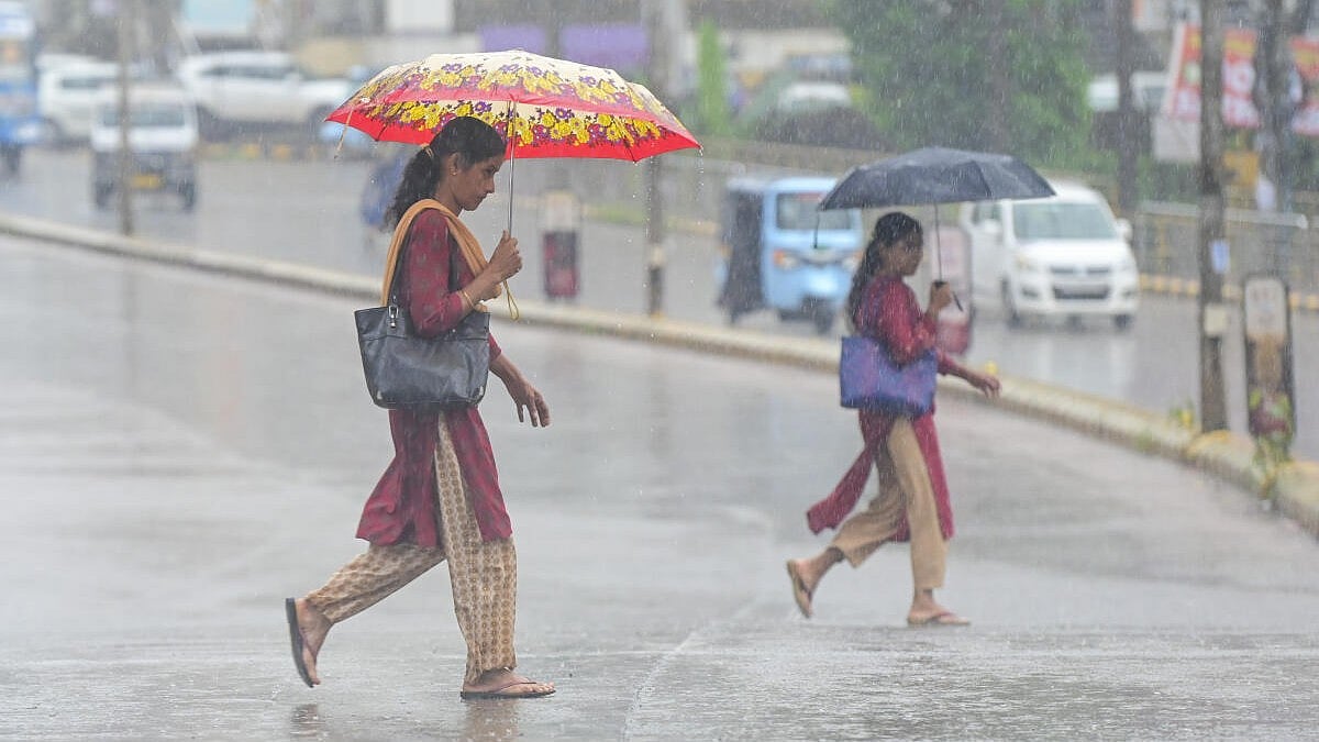 Karnataka Rains: ಮುಂದಿನ 6 ದಿನ ಕರ್ನಾಟಕದ ಯಾವ ಜಿಲ್ಲೆಗಳಲ್ಲಿ ಮಳೆ ಉಂಟು?
