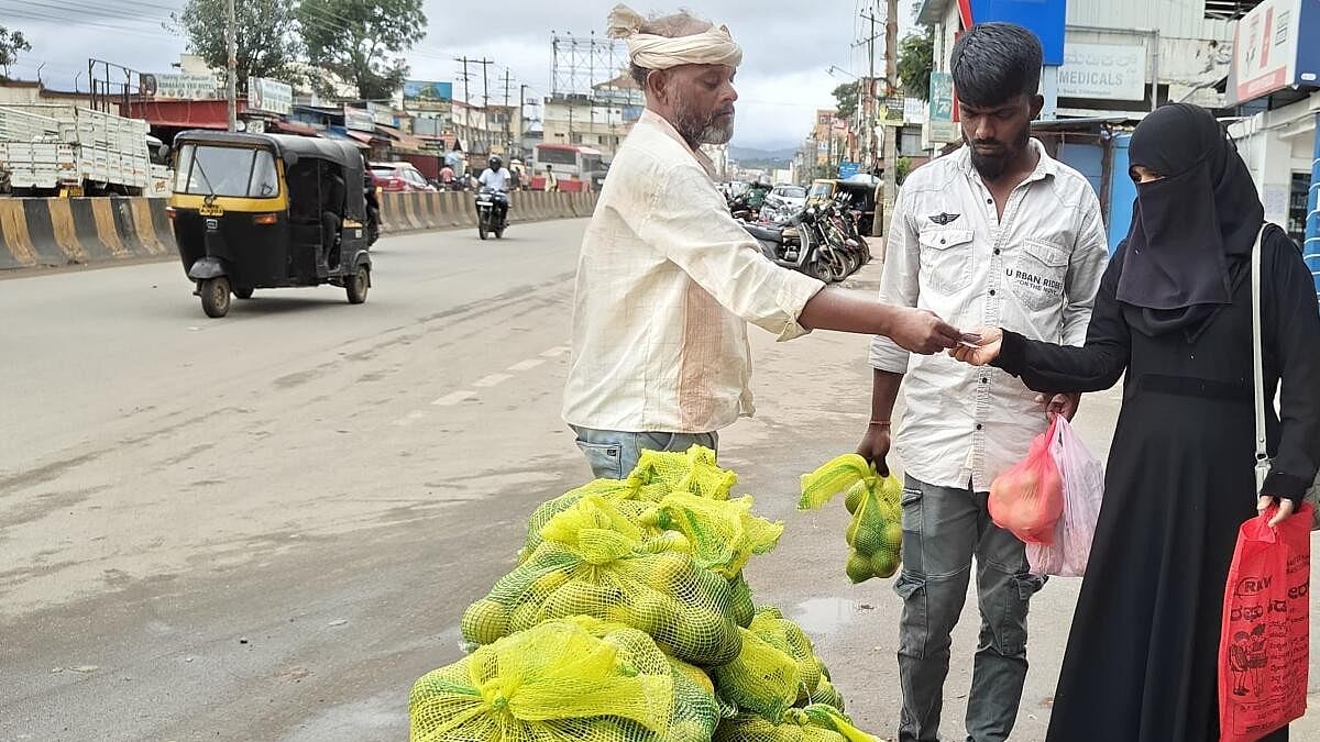 ಮಾರುಕಟ್ಟೆಗೆ ಲಗ್ಗೆ ಇಟ್ಟ ಹೊಸ ಮೂಸಂಬಿ, ಈ ಬಾರಿ ದುಬಾರಿ;ಗ್ರಾಹಕರ ಜೇಬಿಗೆ ಕತ್ತರಿ