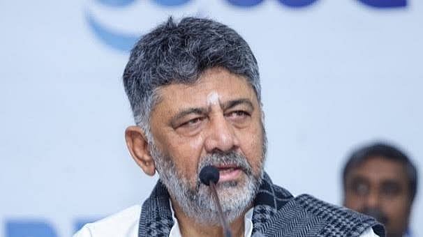ಕಬ್ಬು ದರ ನಿಗದಿ ಹೋರಾಟ: ನಾವು ರೈತರ ಬೆನ್ನಿಗೆ ನಿಲ್ಲುತ್ತೇವೆ ಎಂದ ಡಿಕೆಶಿ