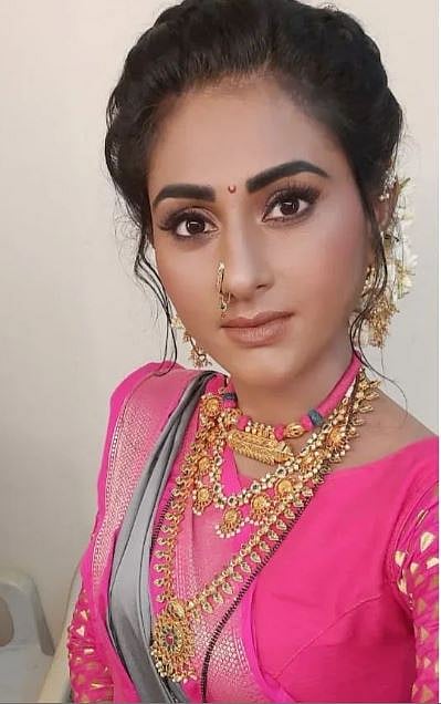 साज श्रृंगारानं नटली दीपा