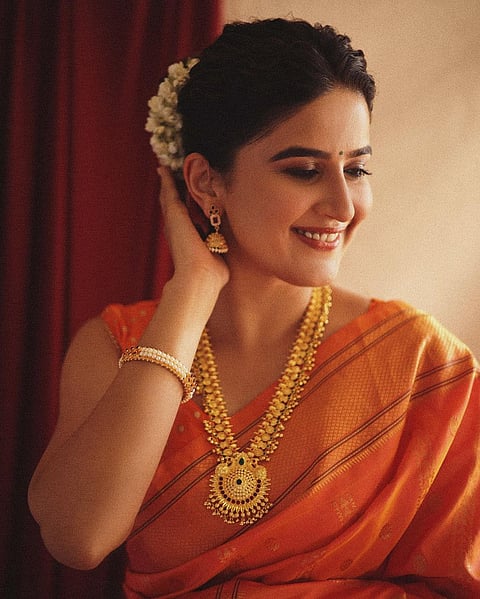 Vaidehi Parashurami : 'साज ह्यो तुझा जीव माझा गुंतला गं...वैदेही'