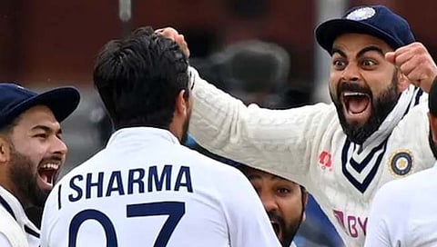 माजी क्रिकेटपटू निक कॉम्‍पटन याने विराटच्‍या मैदानावरील आक्रमक वर्तनावर टीका केली आहे. 