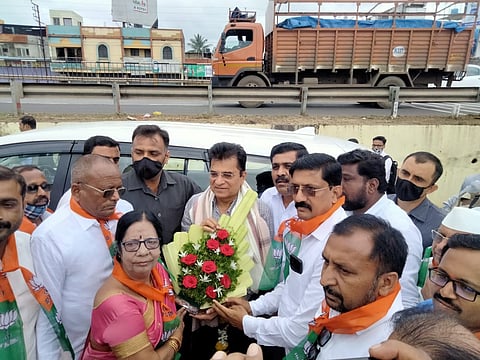 हिम्मत असेल तर ठाकरे सरकार व पवारसाहेबांनी अडवून दाखवावे : खासदार सोमय्या