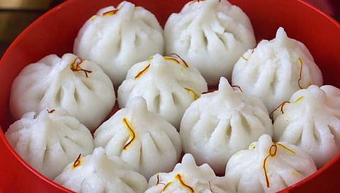 Ukadiche Modak : उकडीचे स्वादिष्ट मोदक कसे कराल? 