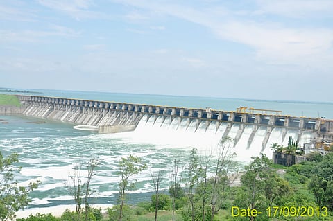 उजनी धरण १०० टक्के भरले, ४१ वर्षात ३२ वेळा गाठली शंभरी