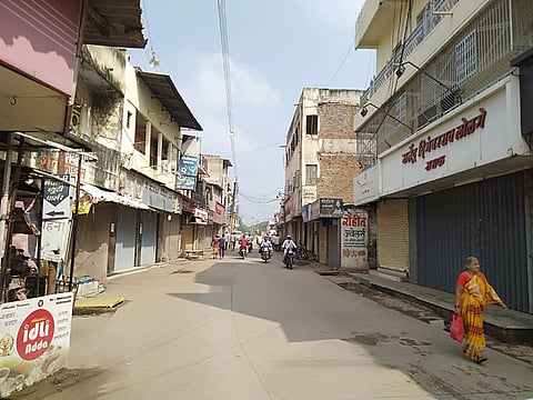 औरंगाबाद : बंद यशस्वी करण्यासाठी रोहयो मंत्री संदिपान भुमरे उतरले रस्त्यावर