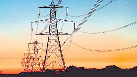 कोळसा टंचाईमुळे वीजनिर्मिती केंद्रांतील १३ संच बंद