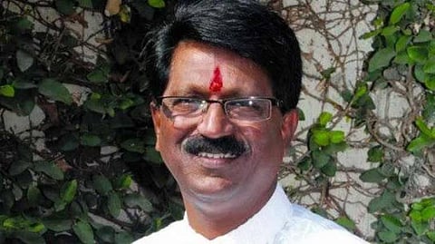 ‘दक्षिण मुंबई’साठी अरविंद सावंत यांची उमेदवारी जाहीर, उद्धव ठाकरेंची घोषणा