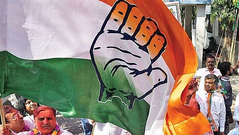 लखीमपूर खेरी हिंसाचार प्रकरणाच्‍या निषेधार्थ भुवनेश्‍वर येथे एनएसयुआयच्‍या कार्यकर्त्यांनी आंदोलन केले. 

