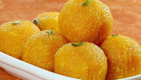 Boondi Laddu : दिवाळीचे स्वादिष्ट बुंदी लाडू कसे कराल? 