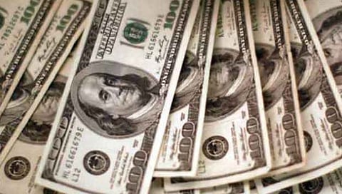 foreign exchange : विदेशी चलनसाठ्यात 908 दशलक्ष डॉलर्सची घट