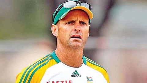 Gary Kirsten : गुरू गॅरी कर्स्टन पाकिस्तानचे नवे कोच होण्याची शक्यता

