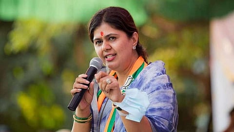 भावा-बहिणीचा राजकीय संघर्ष संपलाय : पंकजा मुंडे