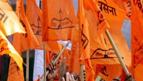दसरा मेळाव्यासाठी शिवसैनिकांचा १९ दिवसांपासून बीड-मुंबई पायी प्रवास