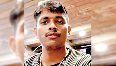 क्रिकेट मैदानावरच खेळाडूचा हृदयविकाराच्या धक्क्याने मृत्यू