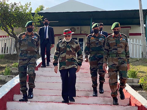 पंतप्रधान नरेंद्र मोदी यांनी  जम्‍मूतील राजौरी जिल्‍ह्याच्‍या नौशेरा सेक्‍टरला भेट दिली. 