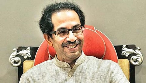 मुख्यमंत्री म्हणाले, “फटाके फोडा आवाज येऊ द्या; पण धूर काढू नका”