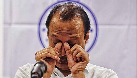 Ajit Pawar vs Income tax : ऐन दिवाळीत अजित पवारांवर संकट, १ हजार कोटींच्या संपत्तीच्या जप्तीचे आदेश