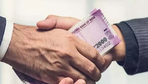 पुणे : एक लाखाची लाच स्वीकारणारा बिगारी एसीबीच्या जाळ्यात