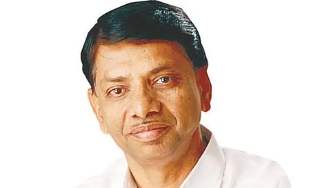 Gharkul scam : माजी मंत्री देवकरांच्या विरोधातील याचिका कोर्टाने फेटाळली