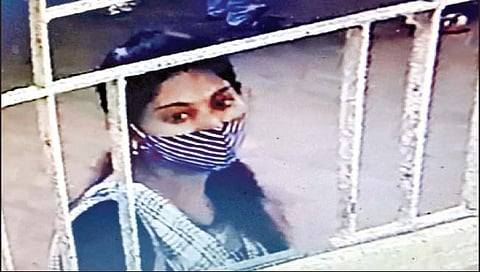 चारित्र्याच्या संशयावरून पतीनेच  केली पत्नीची निर्घृण हत्या