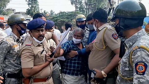 शिरोळ : कारखाना समर्थक व आंदोलक आमने-सामने; काही काळ तणाव