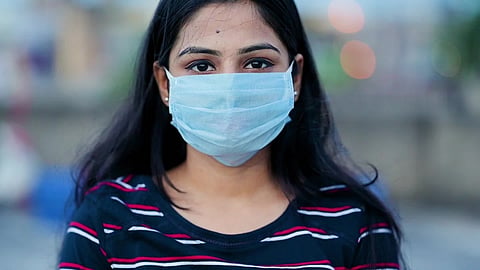 कापडी मास्क नुसतीच फॅशन; सर्जिकल मास्कच हवा  : तज्ज्ञांचे मत