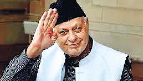 जम्मू-काश्मीर विशेष दर्जासाठी बलिदान हवे, फारूख अब्दुल्लांचे वादग्रस्त वक्‍तव्य