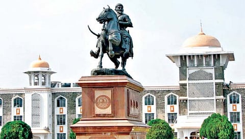 कोल्हापूर : शिवाजी विद्यापीठाचा दीक्षान्त समारंभ