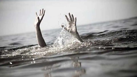 पवना धरण परिसरात पुण्यातून फिरायला आलेले दोन पर्यटक बुडाले