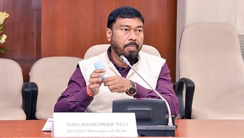 नवी दिल्ली : माहिती तंत्रज्ञान क्षेत्रात १५२% रोजगार वाढ! केंद्रीय मंत्री रामेश्वर तेलींची लोकसभेत माहिती