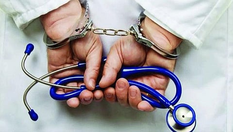 Fake Docter In Pune : हेअर ट्रान्सप्लांट करणार्‍या तोतया डॉक्टरसह तिघे अटकेत