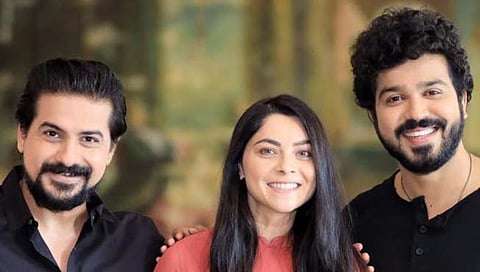 pushkar jog - sonalee kulkarni 