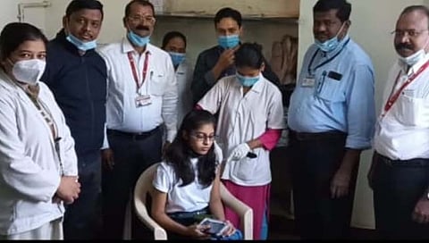 नाशिक : पंचवटी येथे १५ वर्षांवरील मुलांच्‍या लसीकरणाला प्रारंभ झाला.