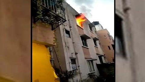 साताऱ्यात बंद फ्लॅटमध्ये आगडोंब