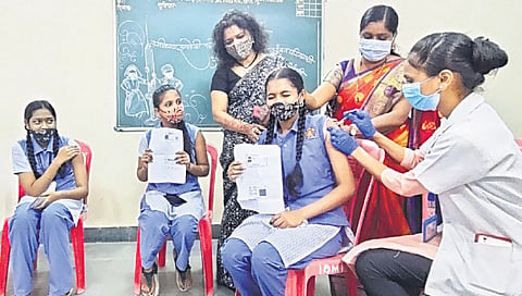 लसीकरण : पहिल्याच दिवशी देशभरात ४० लाखांवर मुले लसवंत