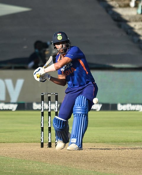 India vs South Africa 3rd ODI : भारताच्या पराभवानंतर दीपक चहर इमोशनल, चाहते म्हणाले- तुझ्या अर्धशतकी खेळीला सॅल्यूट!