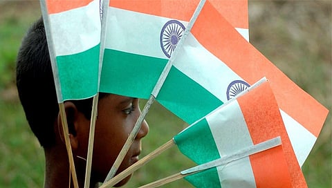 नाशिकमध्ये प्लास्टिक राष्ट्रध्वज वापरावर बंदी ; प्रजासत्ताक दिनाच्या पार्श्वभूमीवर निर्णय